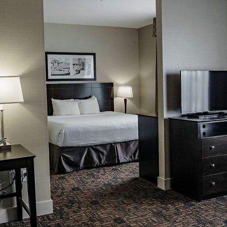 Radisson Hotel Edmonton Airport Leduc Exteriör bild