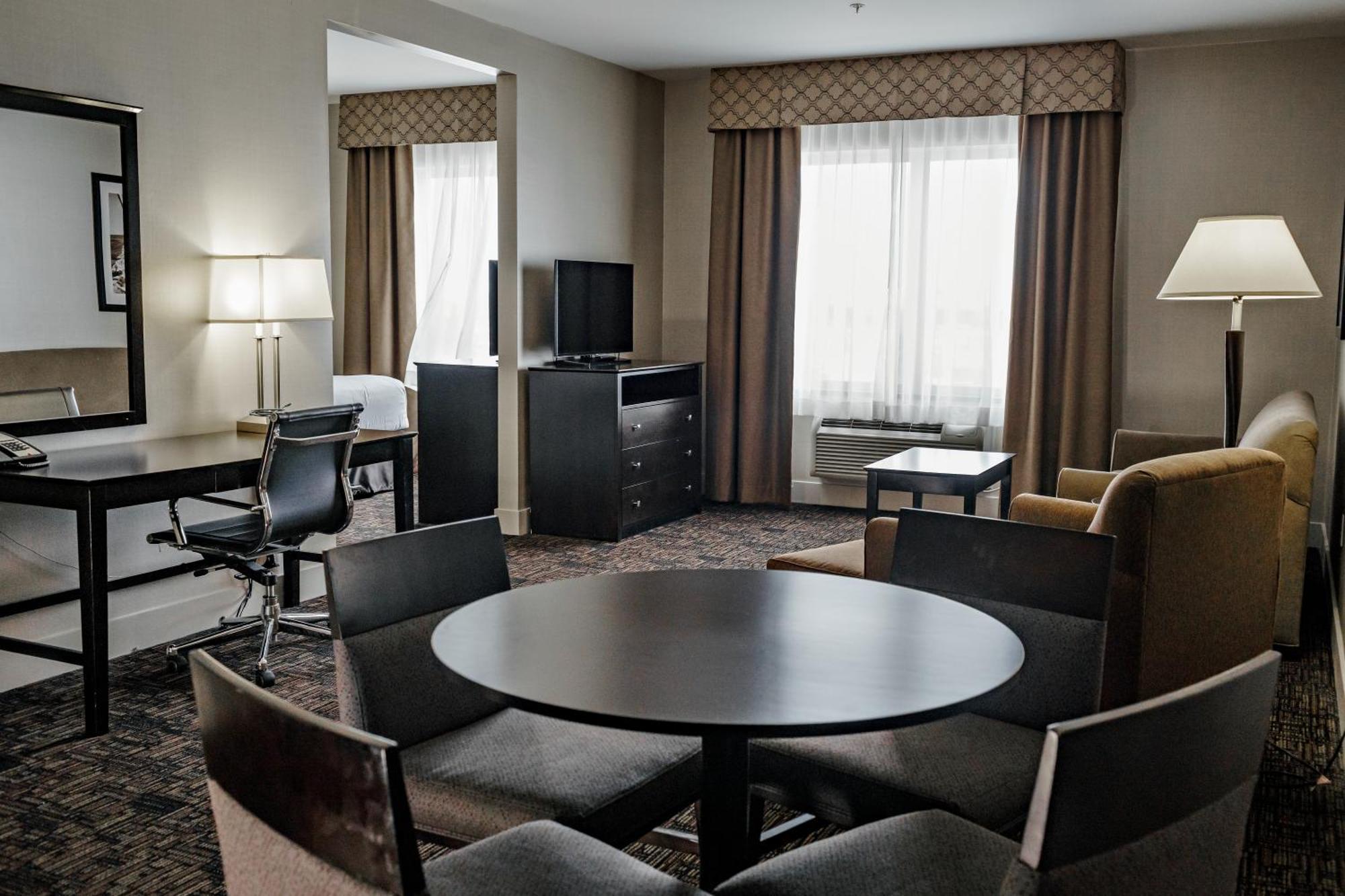 Radisson Hotel Edmonton Airport Leduc Exteriör bild